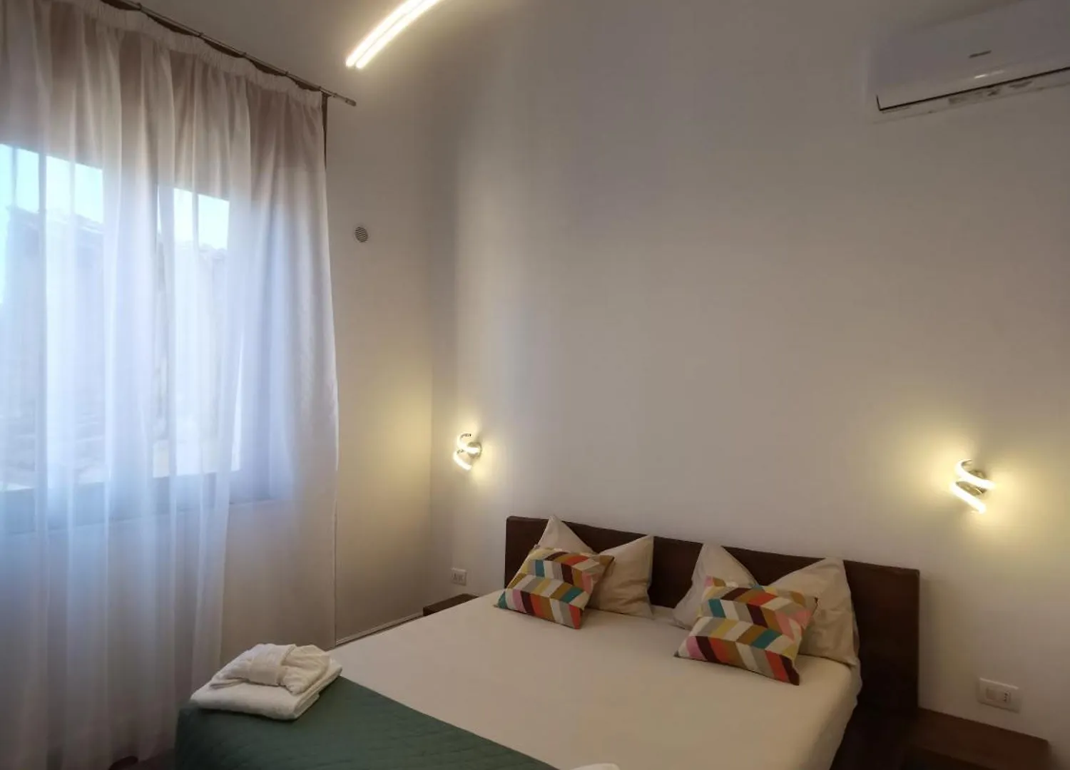 Tiritu Apartments Katania 0*,  Włochy